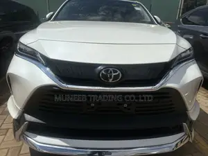 Toyota Harrier 2.0 2020 White