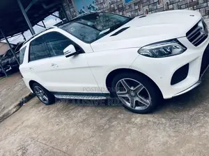 Mercedes-Benz GLE-Class GLE 350d 4MATIC 2018 White