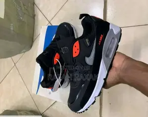 Original Black/White Nike Air Max 90 Casual Sneaker