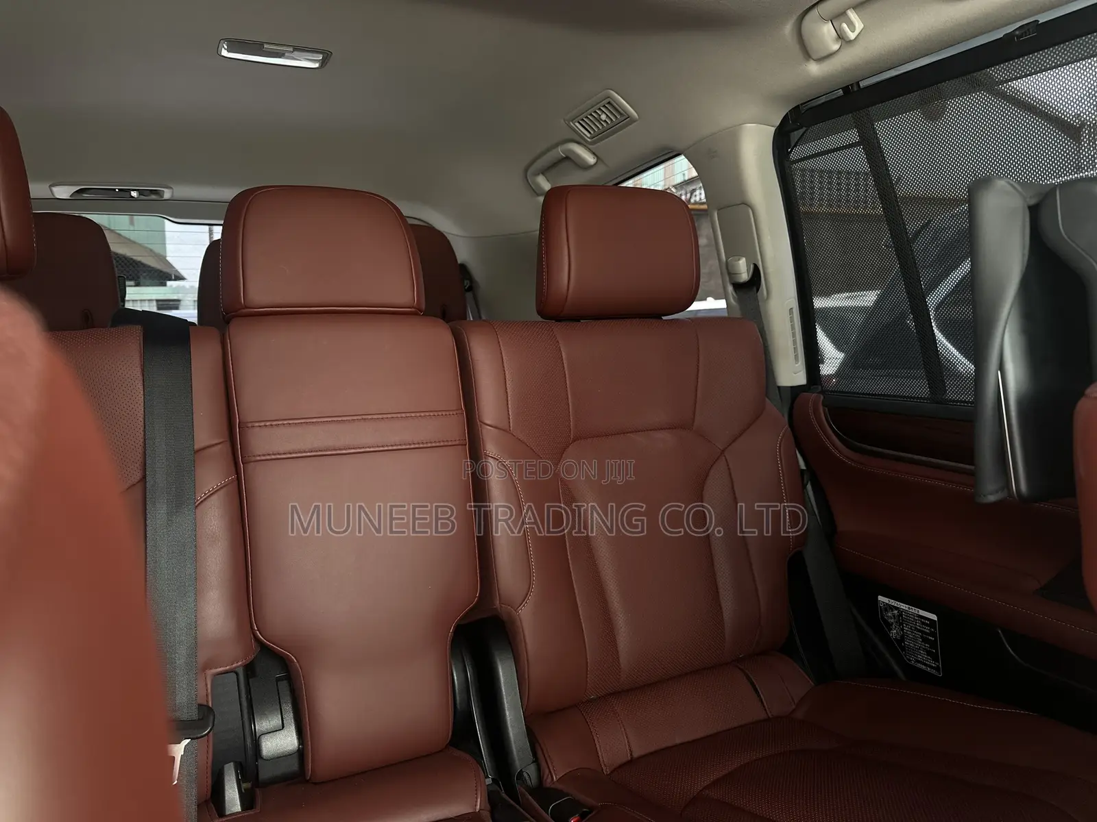 Lexus LX 570 AWD 2016 White