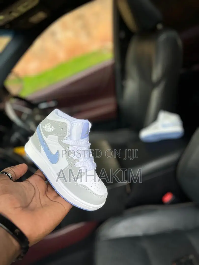 Classic Nike Airjordan 1 Hightop For Babies In Stock