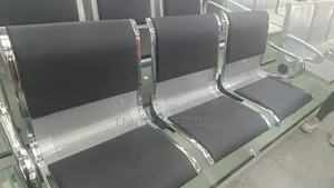 Photo - 3 Seater Waiting Chair With Caution