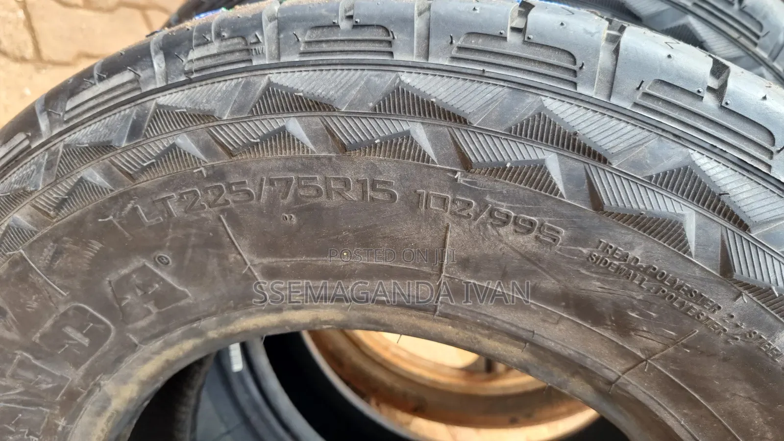 225/75r15 a/T