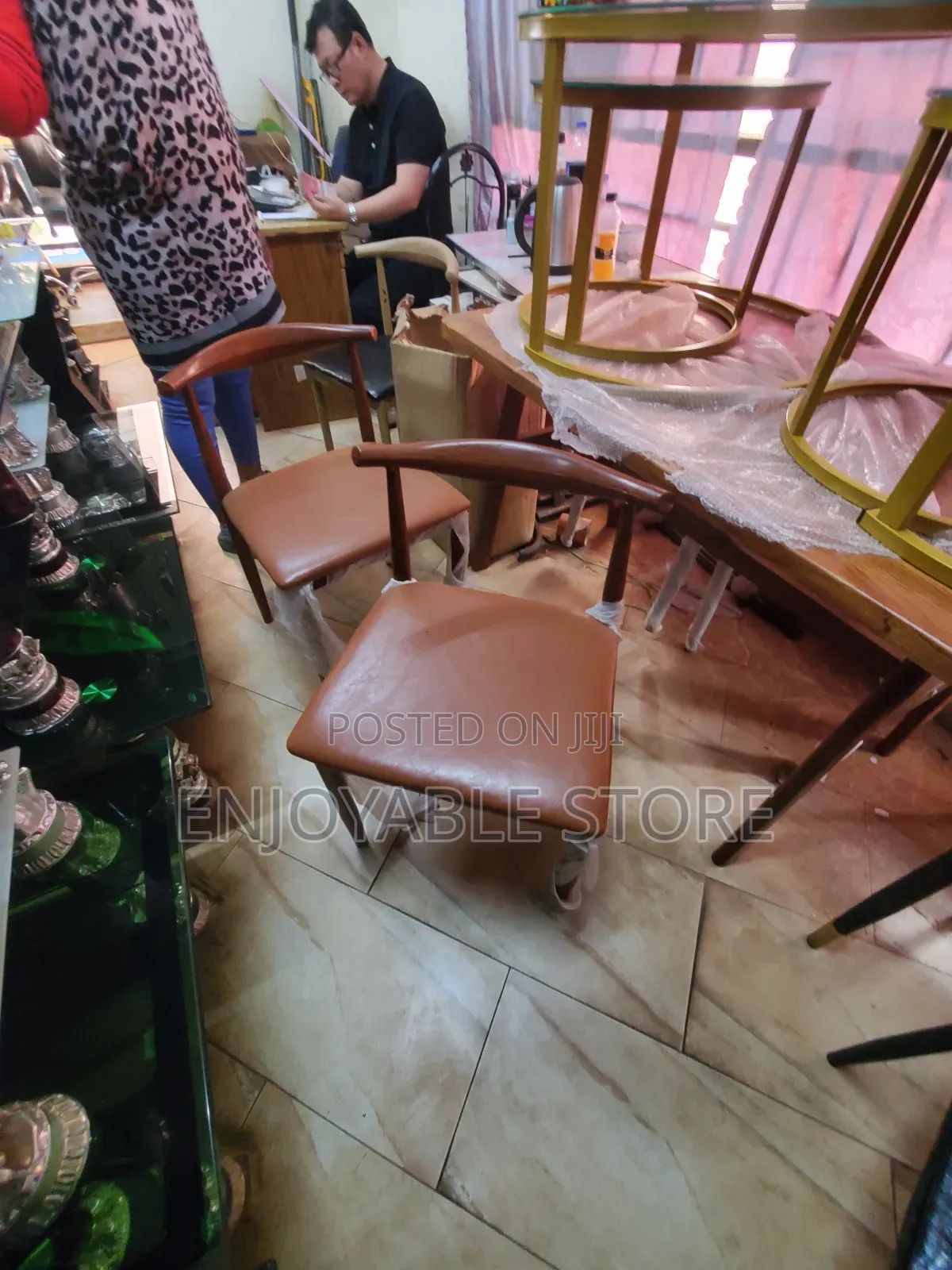 Modern Class Restaurant Chairs Brand New