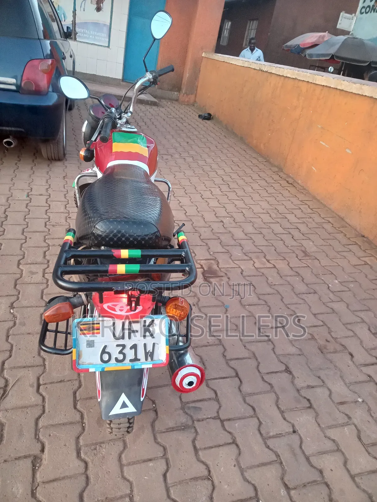 Hunter Cruiser 250cc 2023 Red
