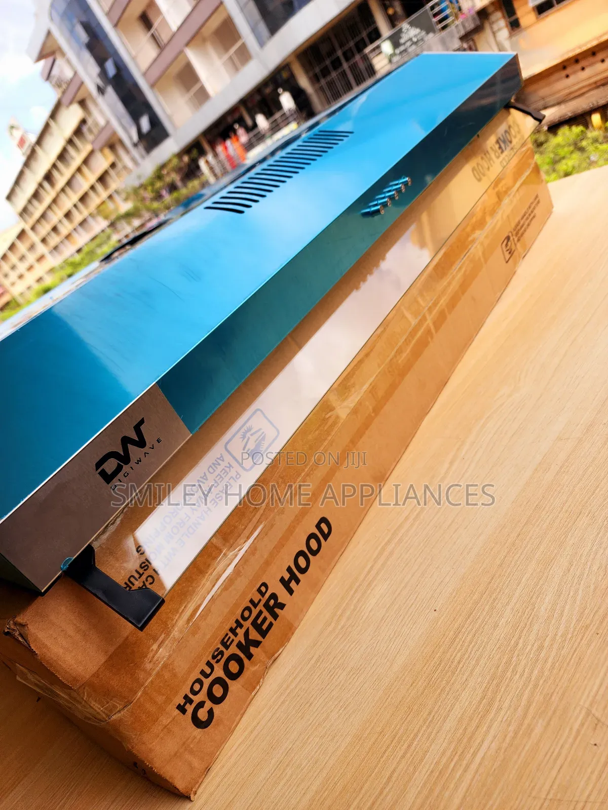 Brand New Dw Chimney Hood 90cm
