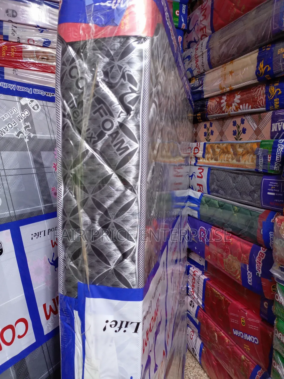 Mattress Comfoam High Density 5x6x8 Inches