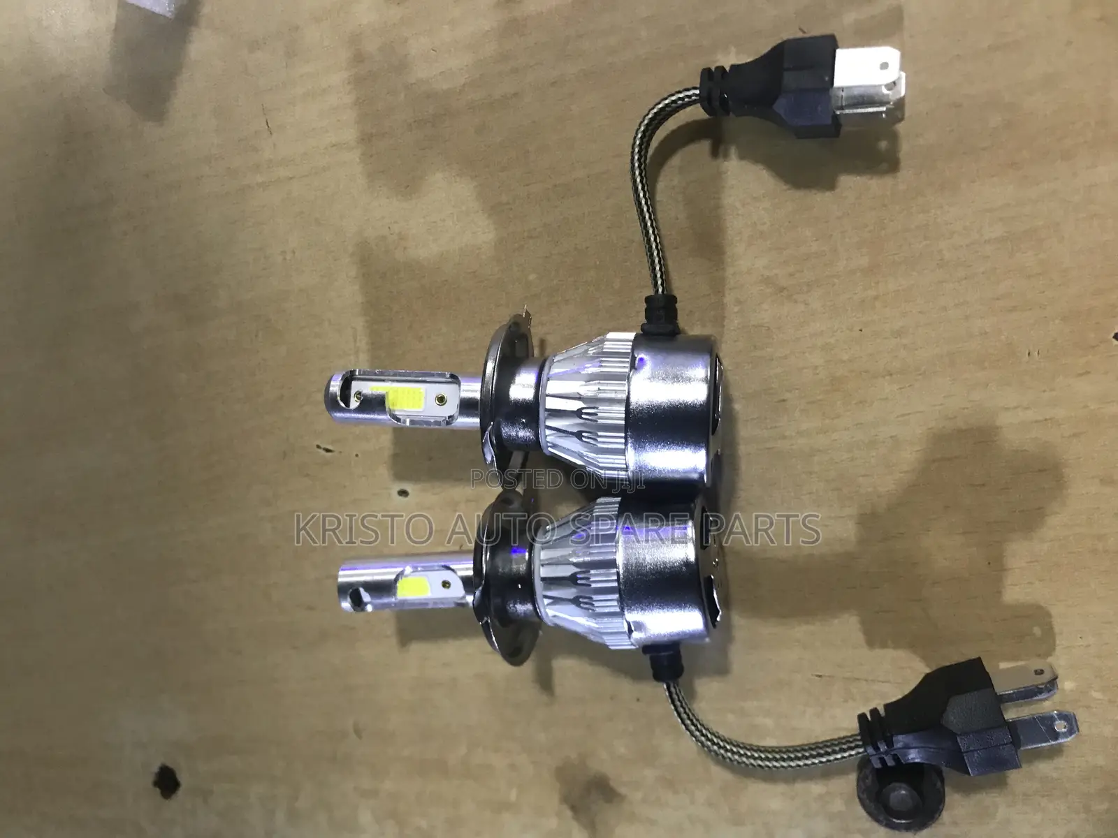 LED Bulbs C6
