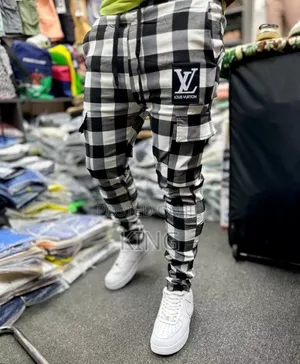 Up-Lifting Main Sweaterpants
