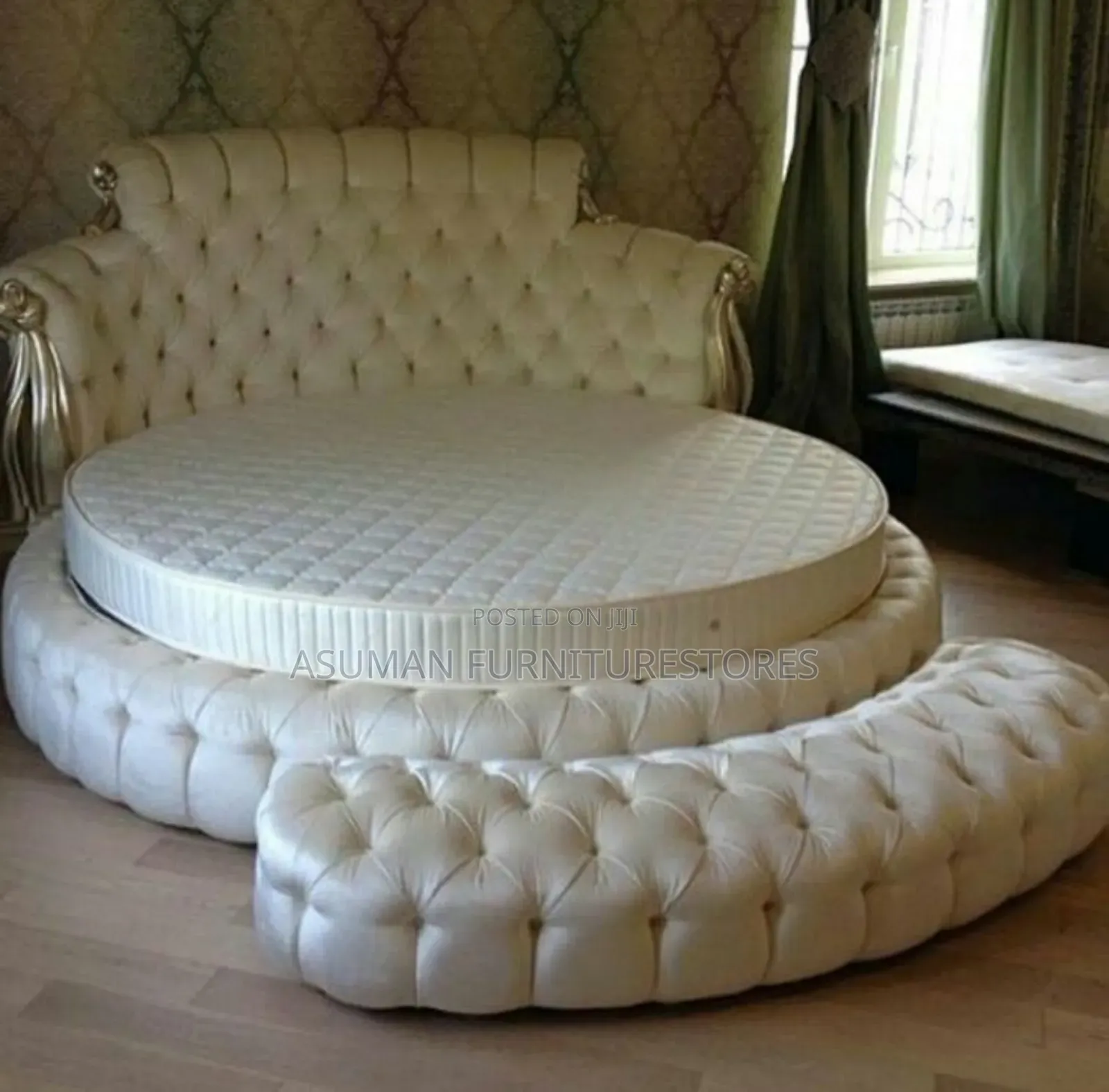 Luxury Buttoned Bed of 6x6ft Call
