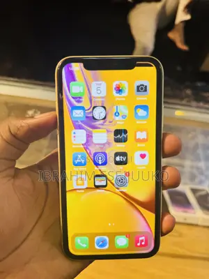 Apple iPhone XR 64 GB Yellow