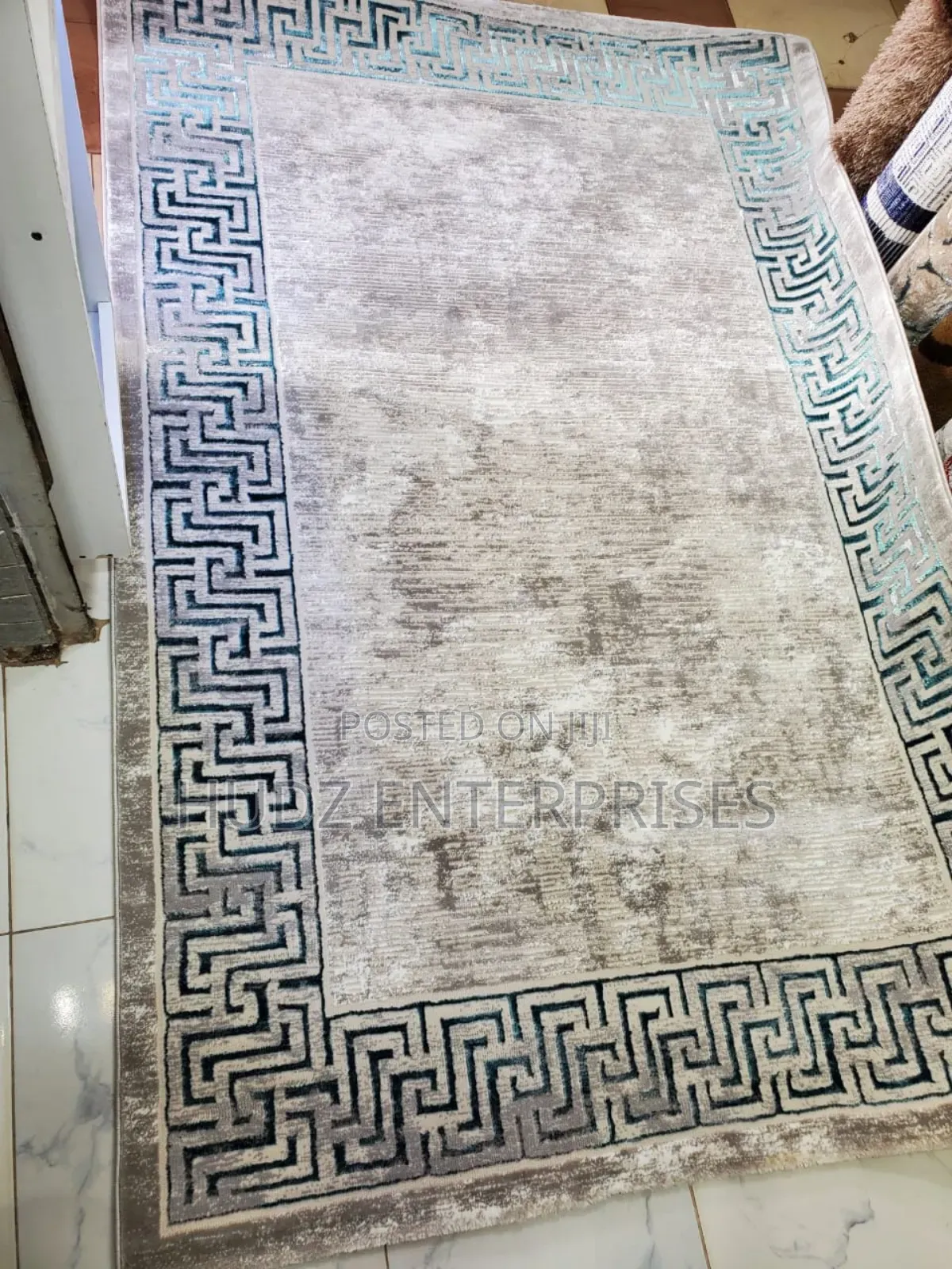 Center Carpet Medium 1.5by 2.2meters