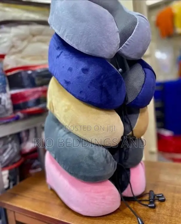 Neck Pillows / Memory Foam Material