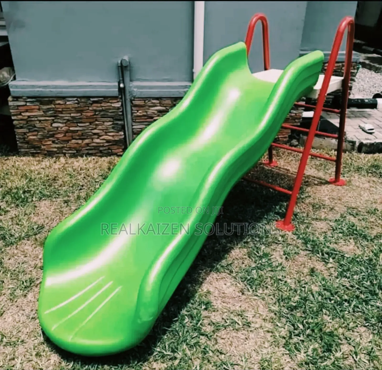 Kids Outdoor Playground Plastic Slide With Metallic Frame