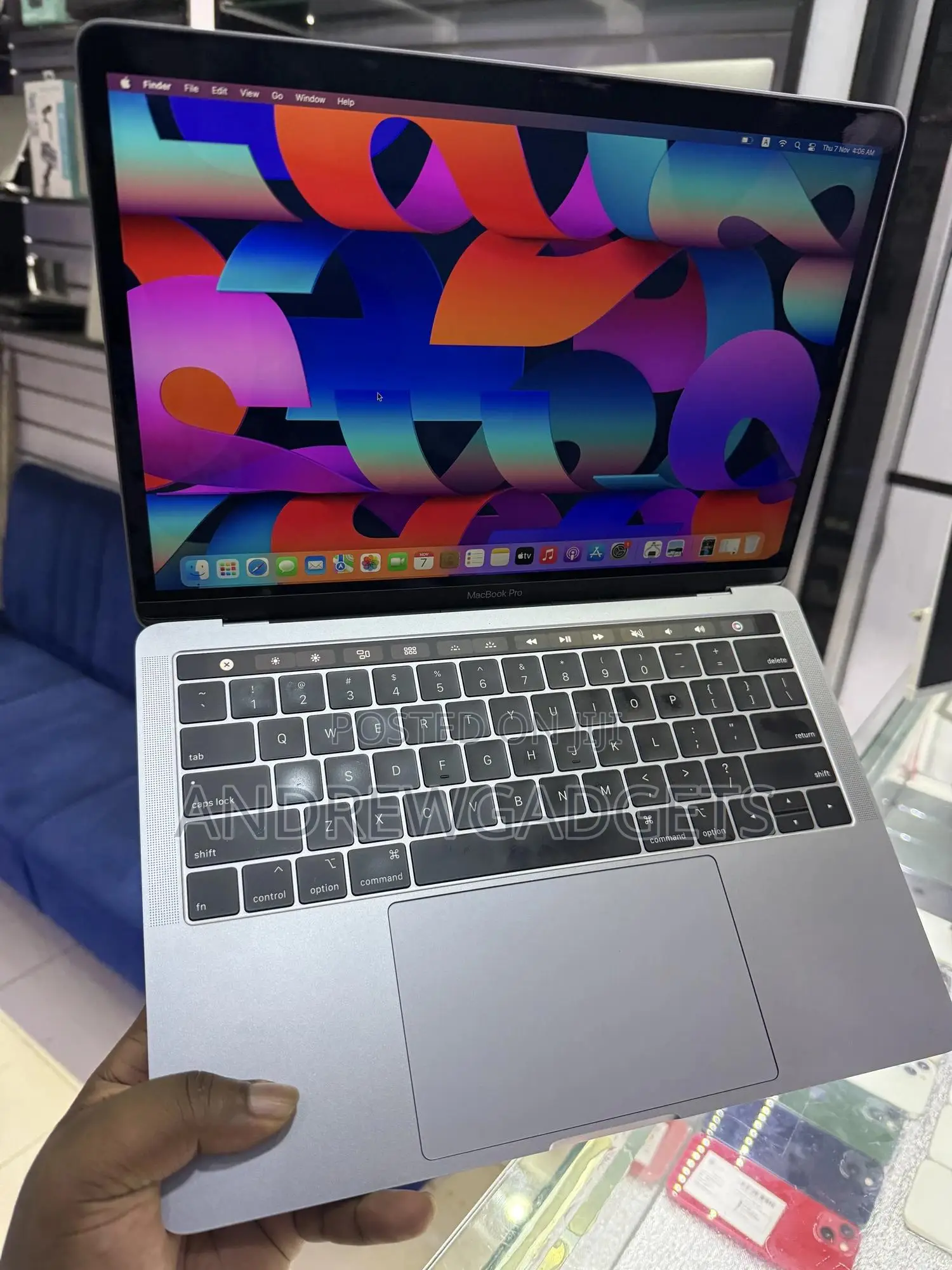 Laptop Apple MacBook Pro 2018 8GB Intel Core I5 SSD 256GB