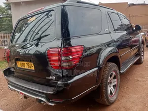 Photo - Toyota Land Cruiser 2005 Black