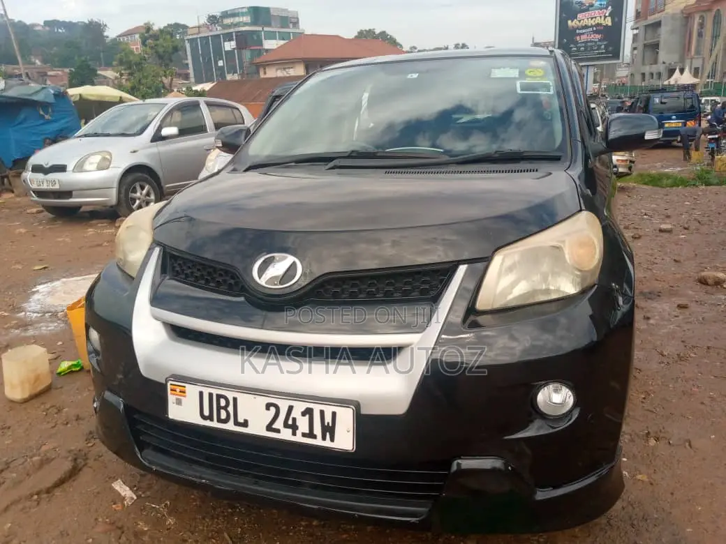 Toyota IST 2010 Black
