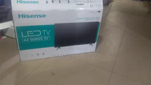 Photo - 32 Inches Led Hisense Digital Flat Screen Flameless.