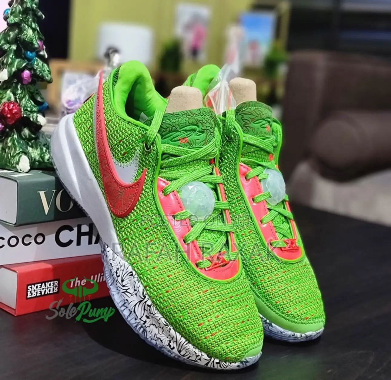 Nike Lebron Grinch Basketball Sneakers