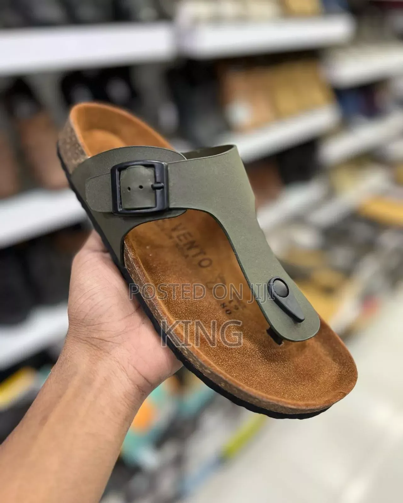 Gleek Gizeh Birkenstock Sandals. Natural Leather