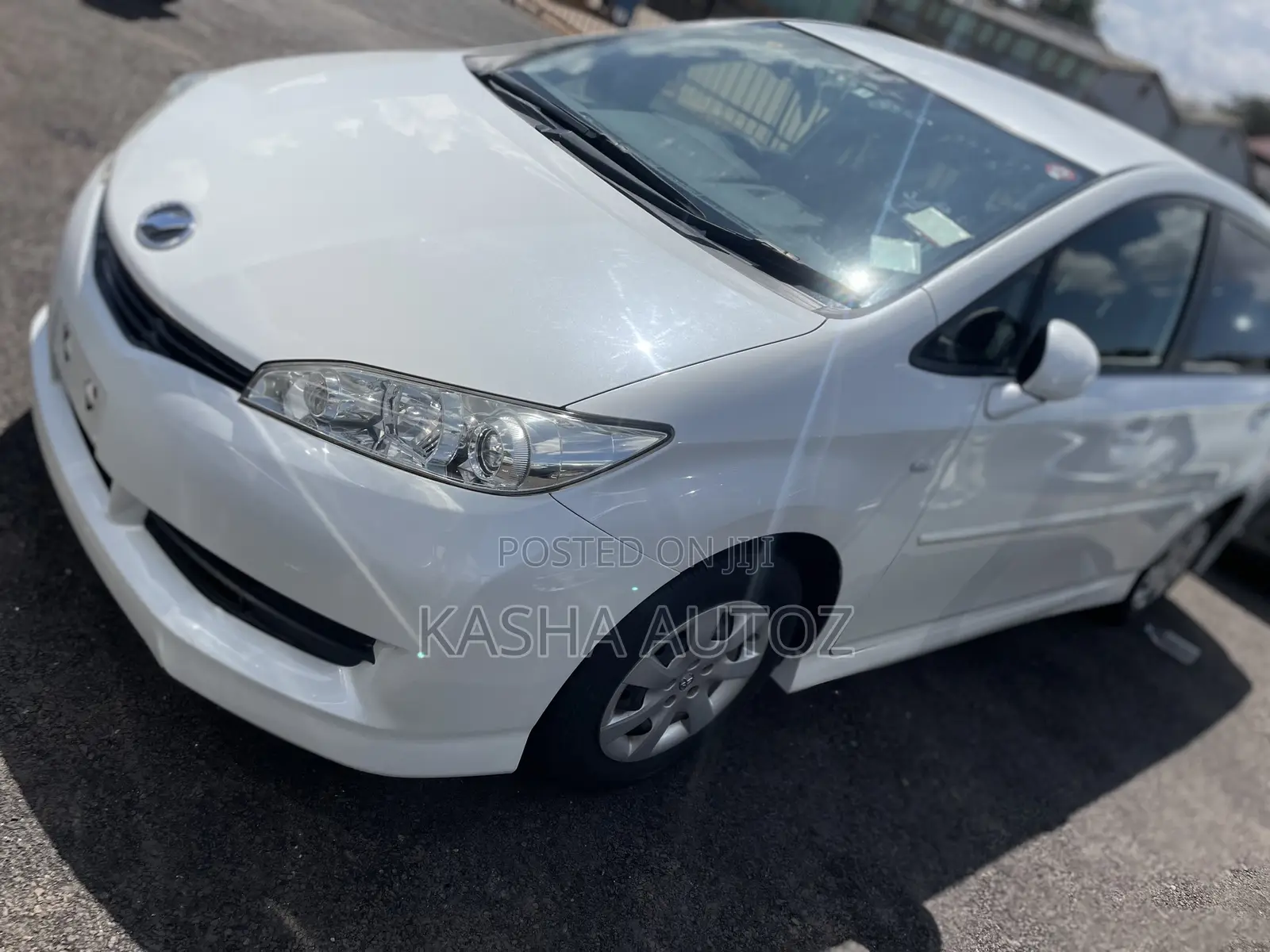 Toyota Wish 2010 White
