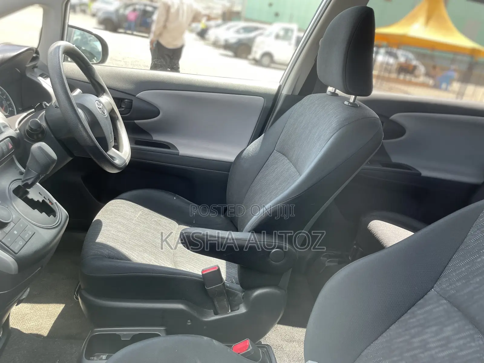 Toyota Wish 2010 White