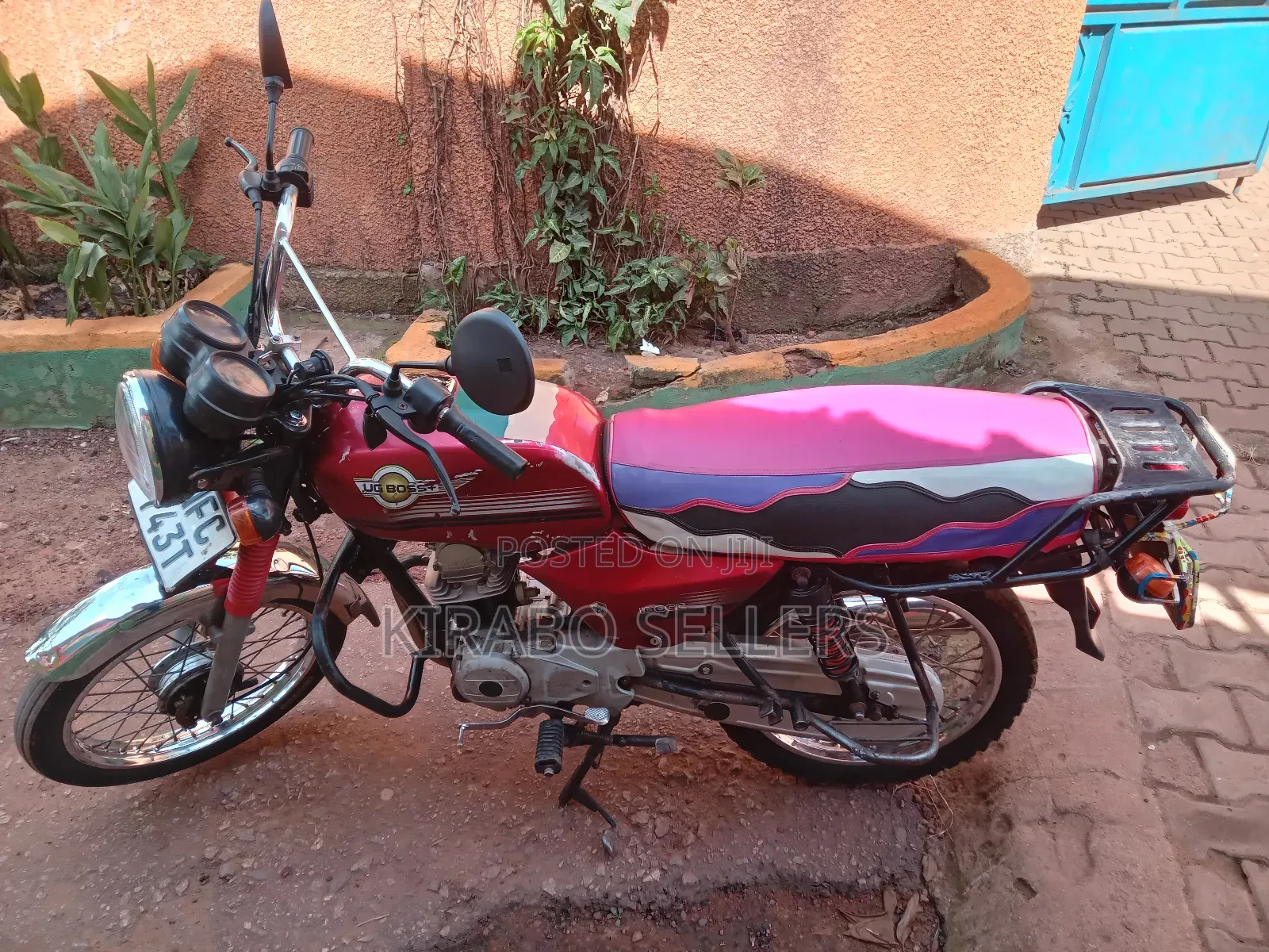 Bajaj Boxer 100 2023 Red