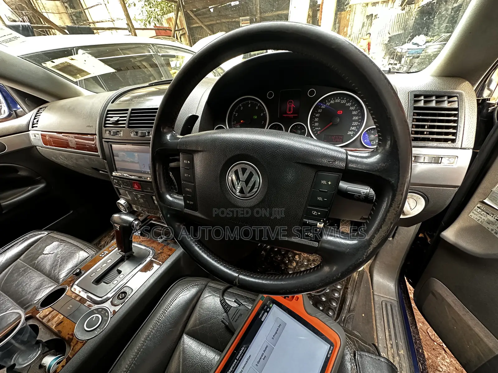 Volkswagen Touareg Key Programming. Add Key or Copy