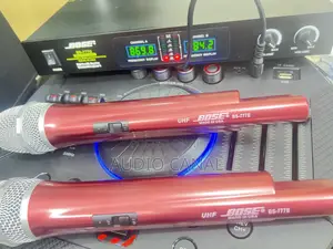 Bose USA UHF Wireless Microphone