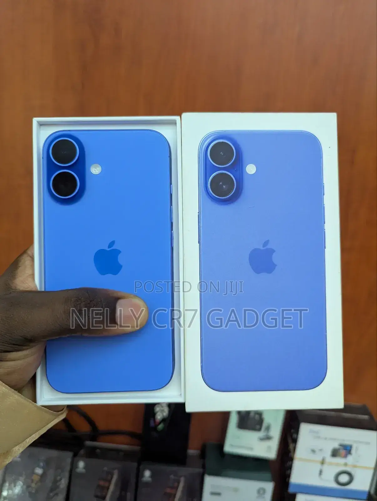 New Apple iPhone 16 128 GB Blue