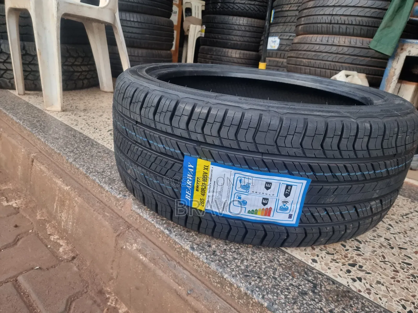 265/40r21 Tires for Benz, BMW .