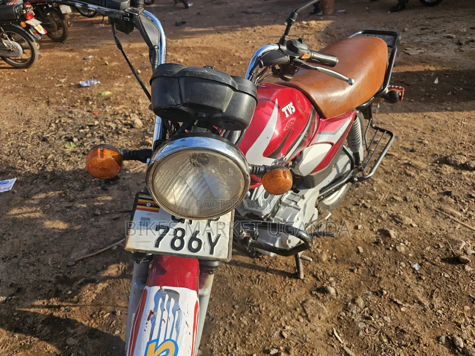TVS HLX 125 2022 Red