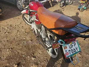 TVS HLX 125 2022 Red
