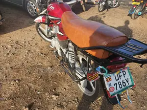 TVS HLX 125 2022 Red