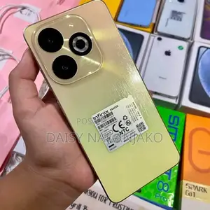 Photo - New Infinix Smart 8 128 GB