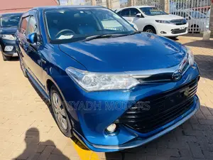 Toyota Corolla Fielder 1.5 Hybrid FWD 2015 Blue