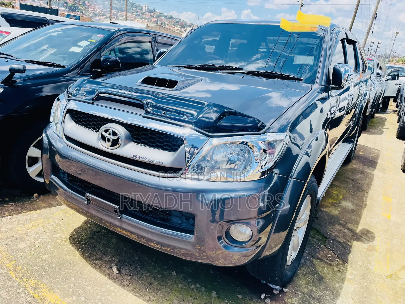 Toyota Hilux 2.7 VVT-i 4X4 SRX 2011 Gray