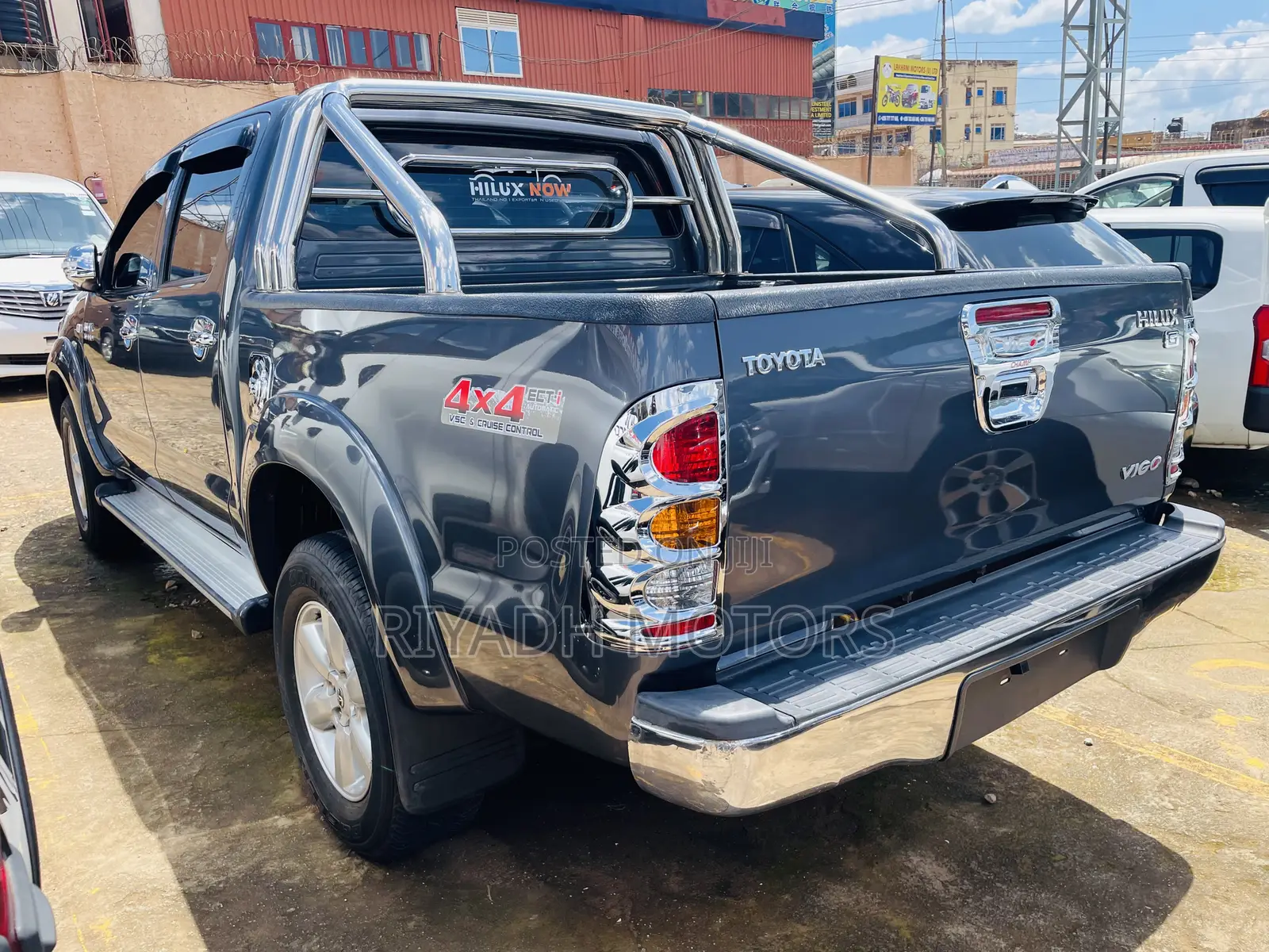 Toyota Hilux 2.7 VVT-i 4X4 SRX 2011 Gray