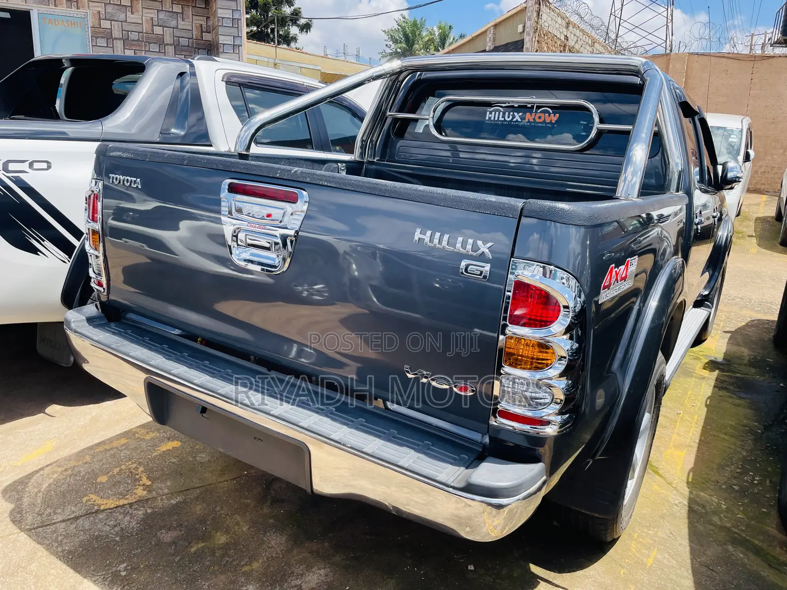 Toyota Hilux 2.7 VVT-i 4X4 SRX 2011 Gray
