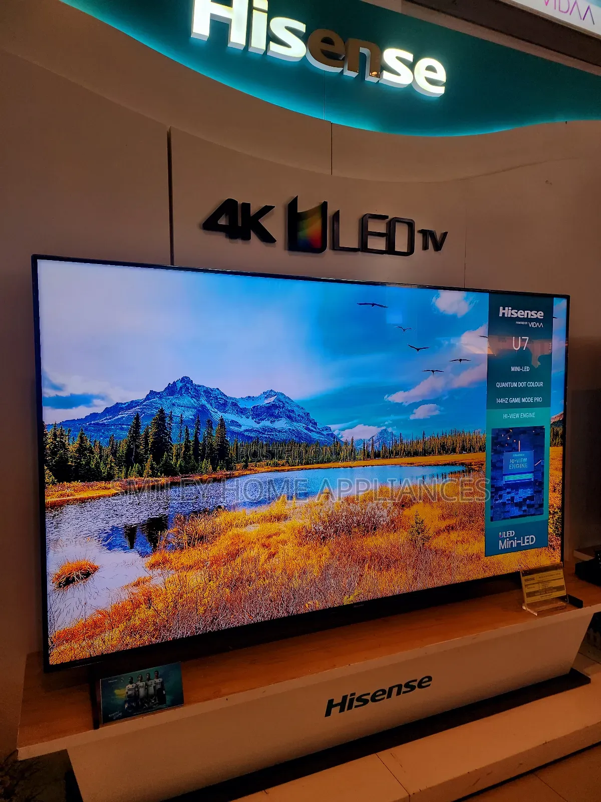 85inches Hisense U7 Series Smart Tv