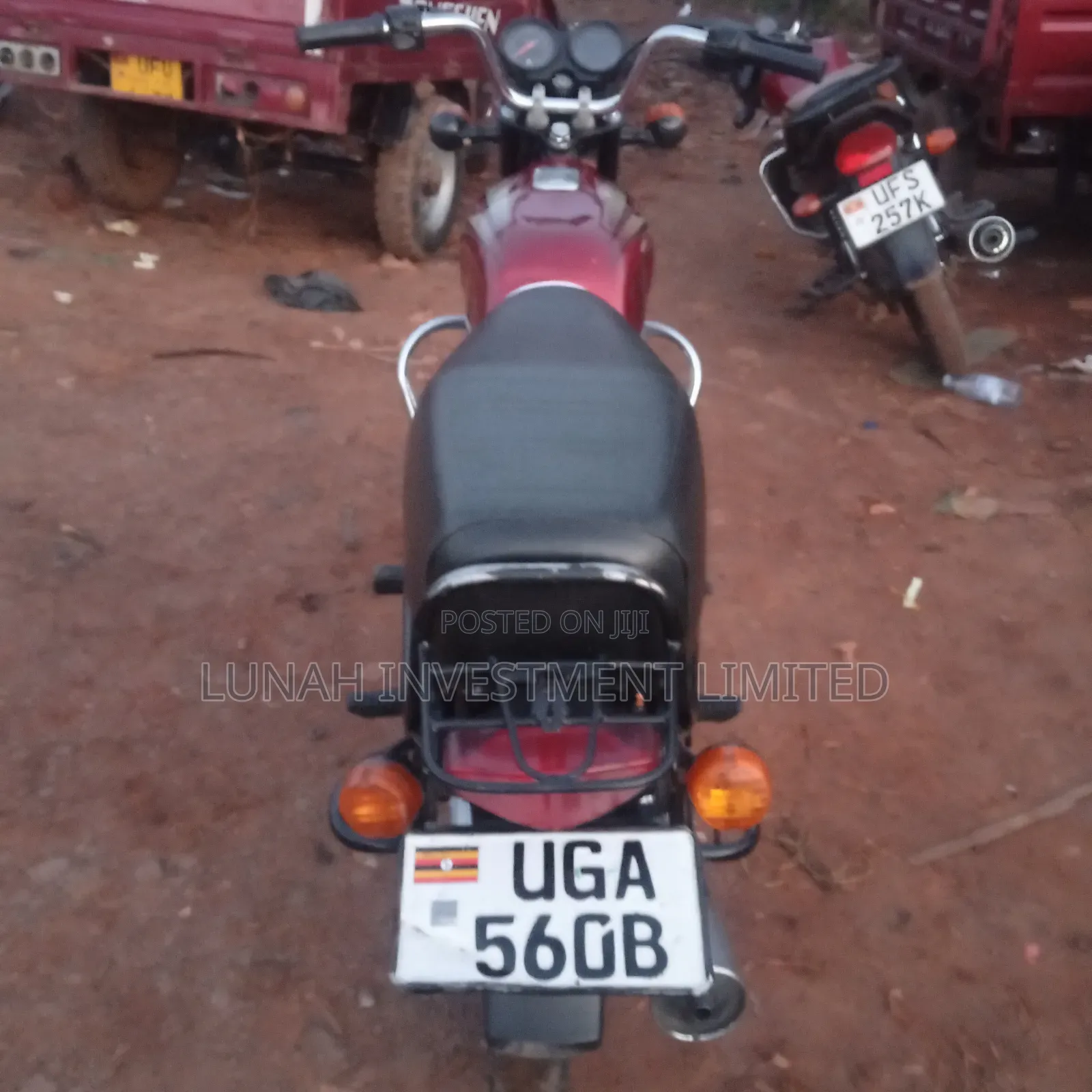 Bajaj Boxer 100 2024 Red