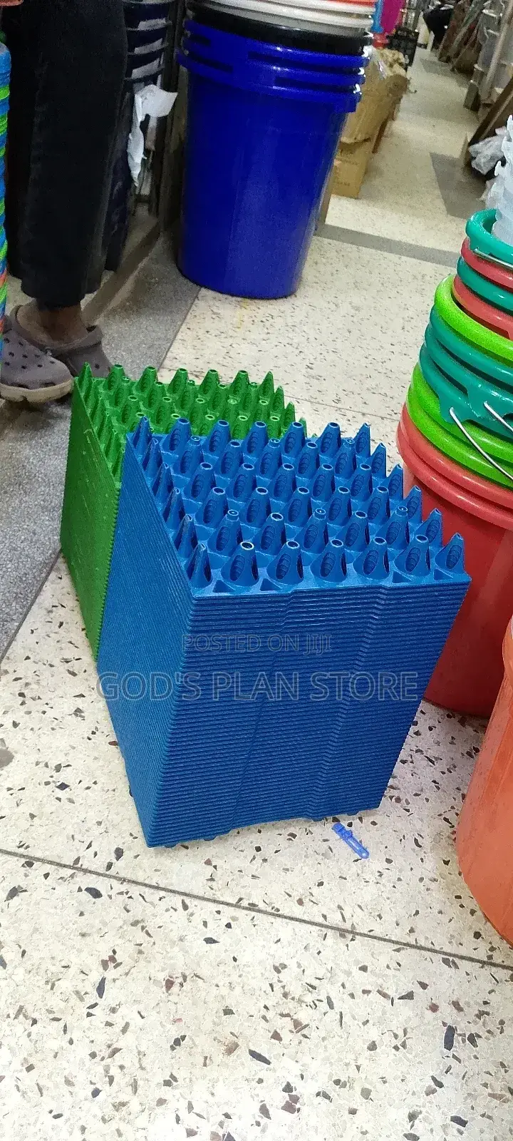 Plastic Eggs Trays 100pcs
