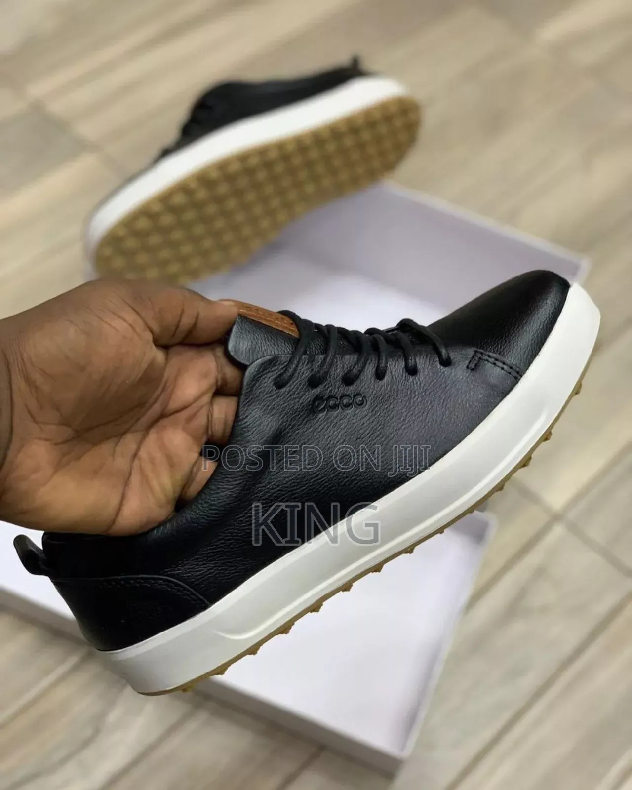 Excel Ecco Black Mens Leather Sneakers. Ace