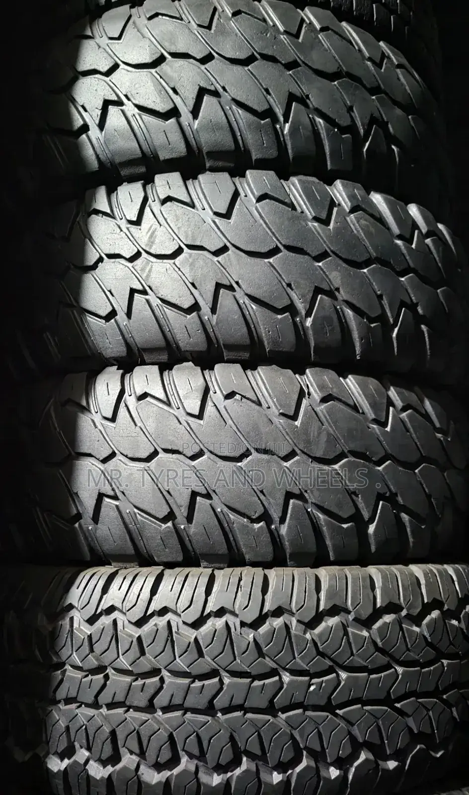 31 10R15 Thea 4 but 1is Different but Thy a Almost New Tires