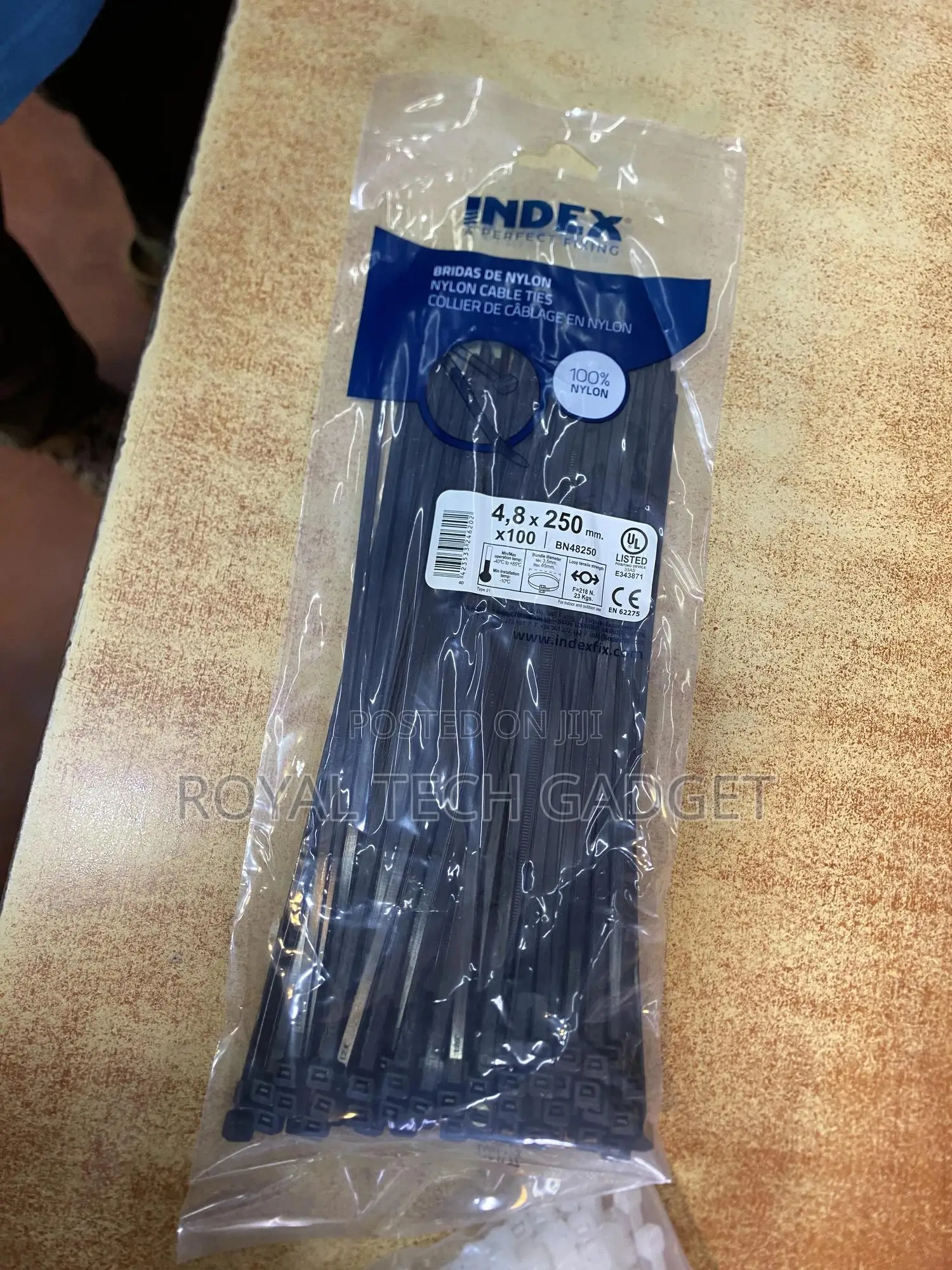 100 Pieces Strong Nylon Zip Ties