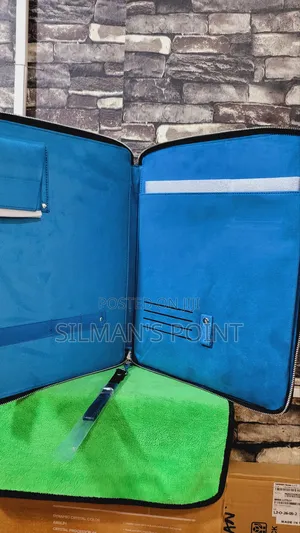 Levelo Book Type Laptop Sleeve 16"