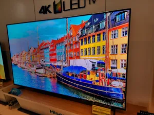 Best New Look 85inches Hisense U7 SERIES Quantum Dot Tv