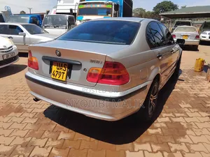 BMW 318i 2004 Silver
