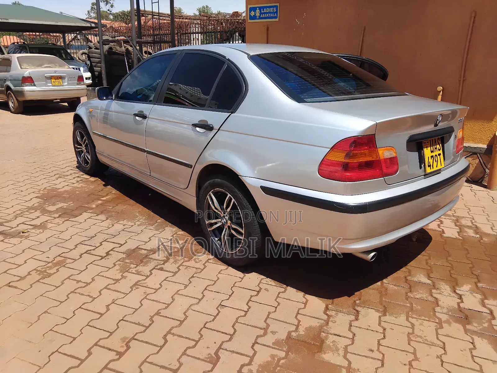 BMW 318i 2004 Silver