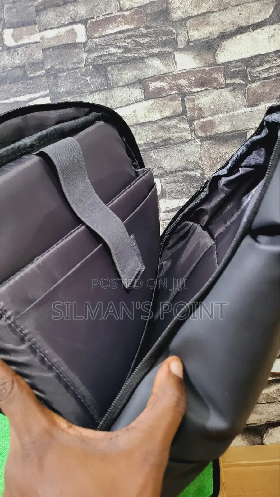 Levelo Opulence Universal Laptop Bag